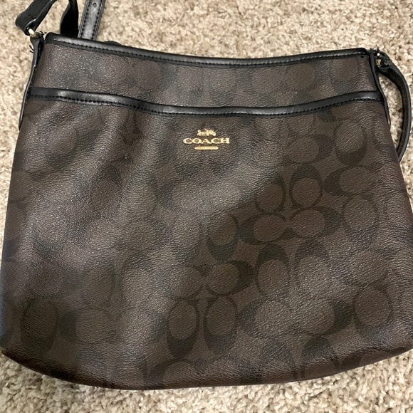 Coach Handbags - Coach bag
